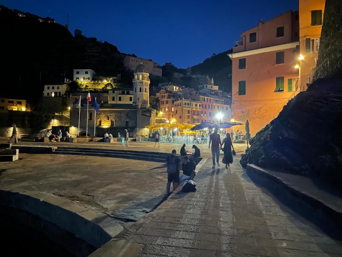 Sotto Il Castello Di Vernazza - Genovainrelax Exterior photo